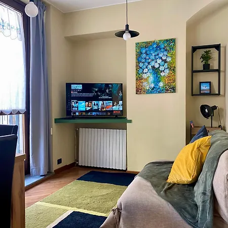 Magenta 53 By Alterego * トリノ