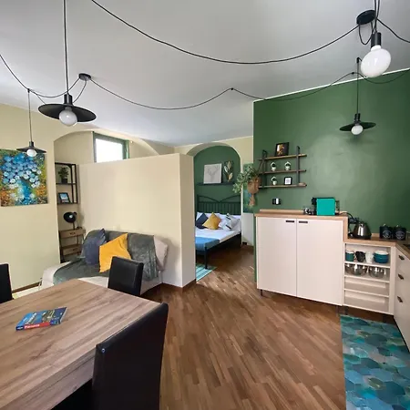 アパート Magenta 53 By Alterego トリノ