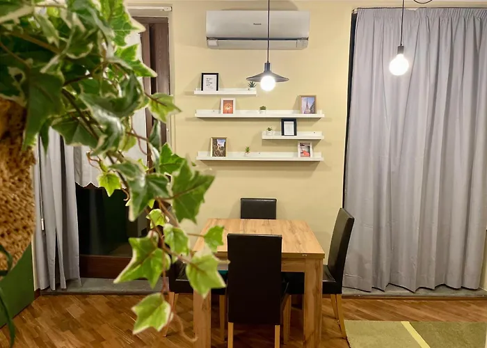 Magenta 53 By Alterego Apartment